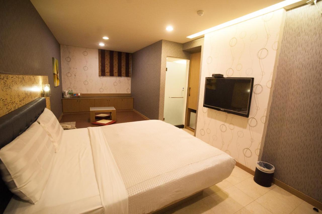 Love Hotel Pingtung 외부 사진